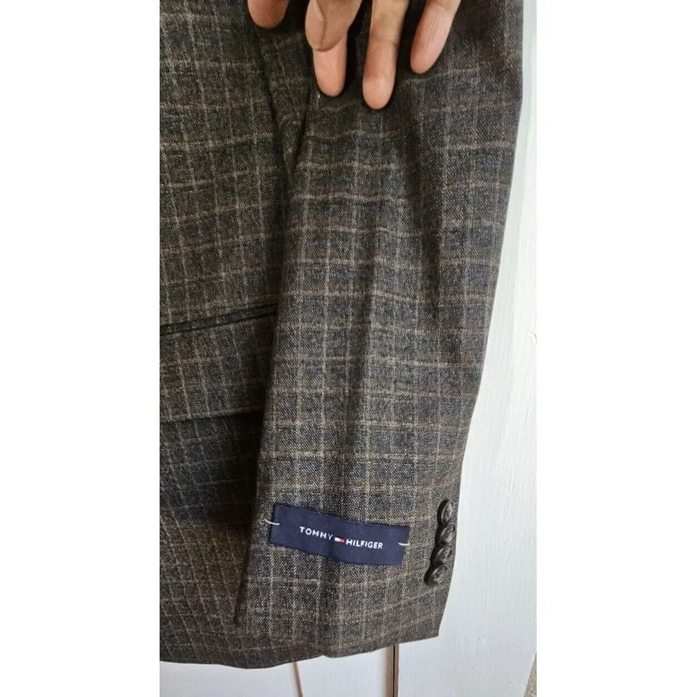 NWT Tommy Hilfiger TREVOR‎ THEFLEX sport coat charcoal brown 44REG